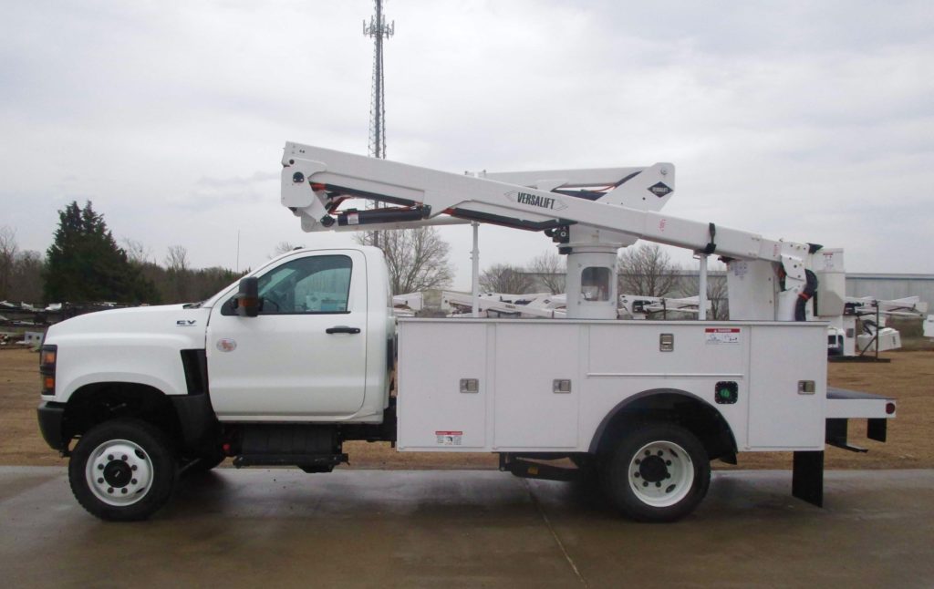 Bucket Trucks for Sale - Ready-to-Go (RTG) Units | Versalift