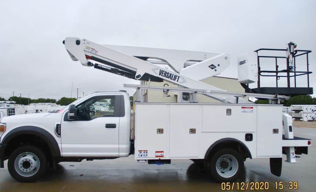 Bucket Trucks for Sale - Ready-to-Go (RTG) Units | Versalift