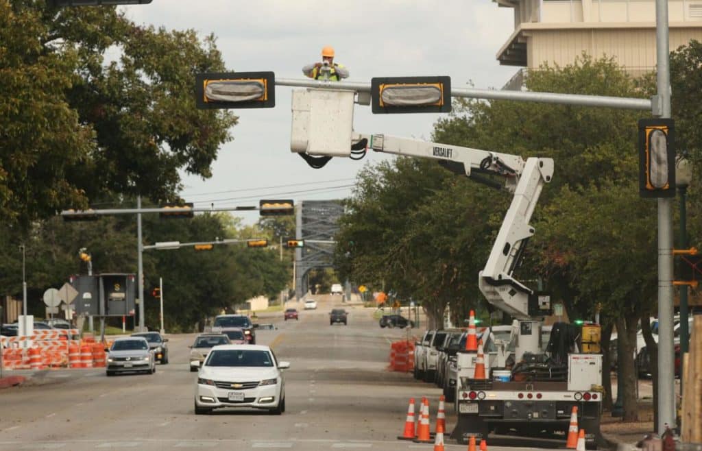 Waco Herald Versalift Bucket Truck