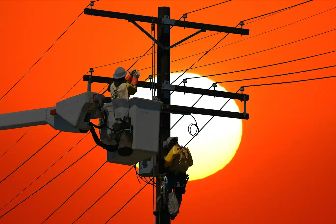 Safety Practices for Operating Utility Trucks