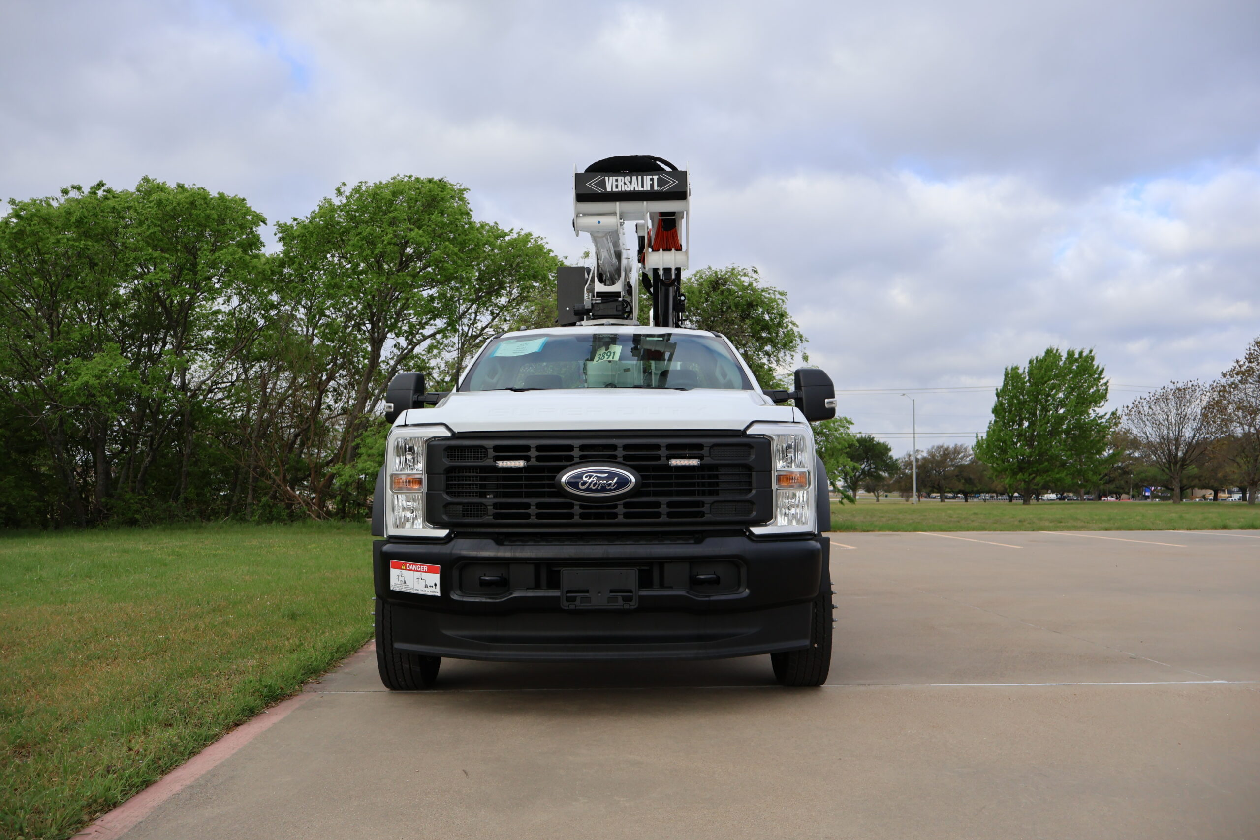 VST-40-MHI 3-Axis 2026 Ford F-550 4X4 Diesel - B&G STEEL (2)