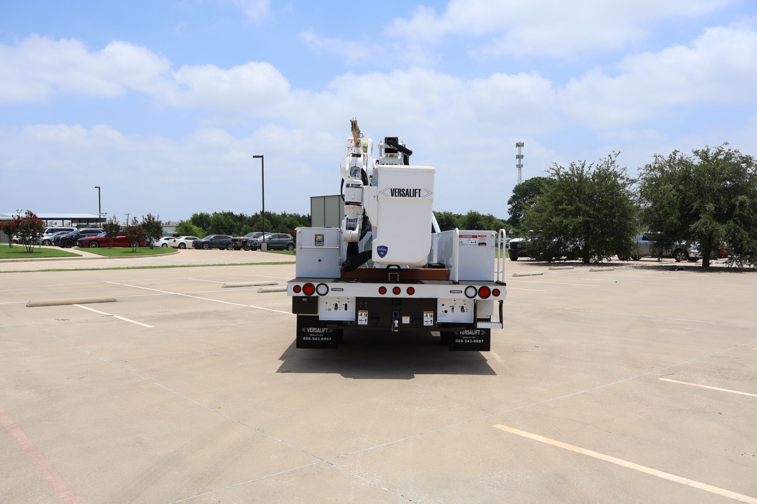 VST-40-MHI 3-Axis 2026 Ford F-550 4X4 Diesel - B&G STEEL (20)