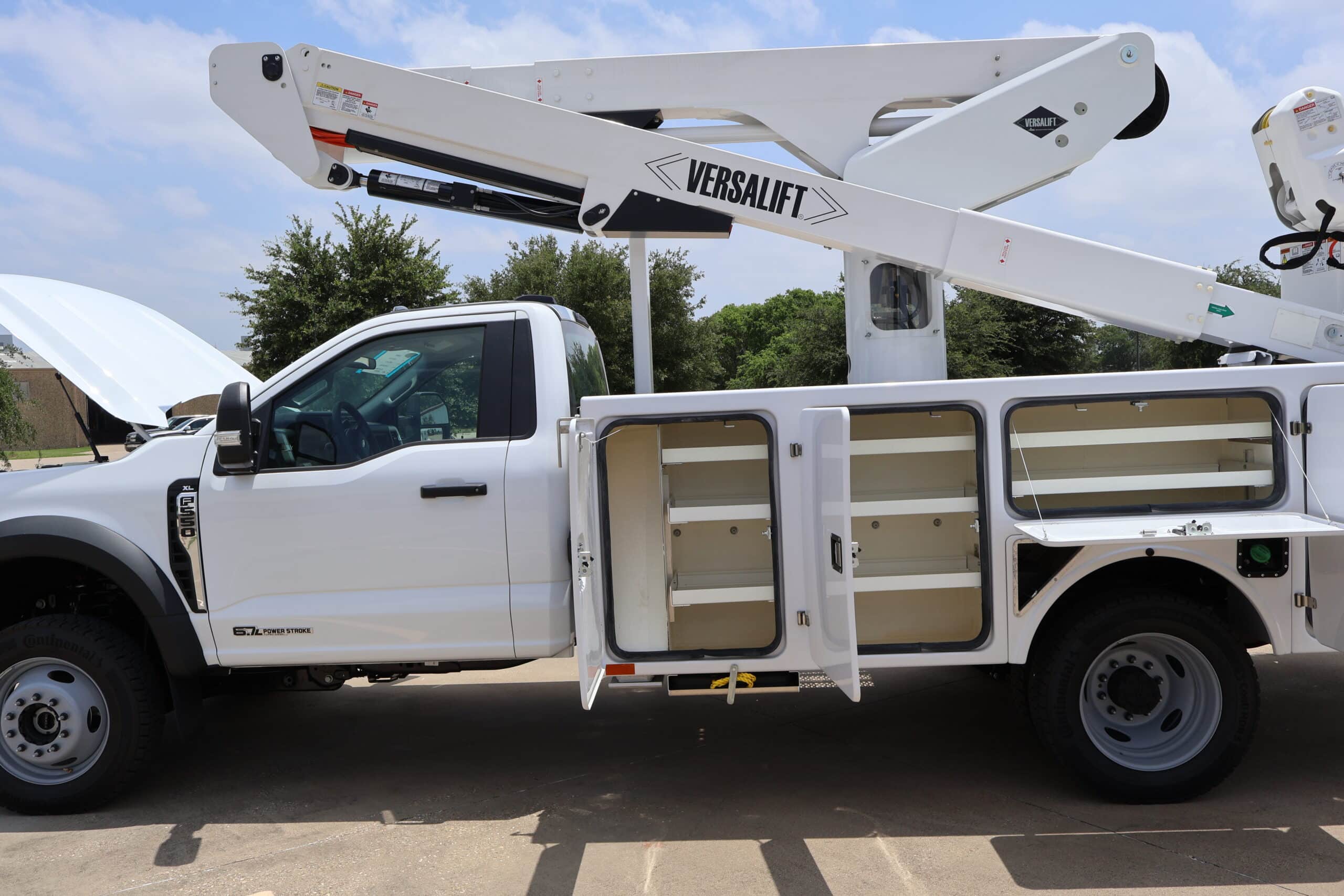 VST-47-MHI 3-Axis - 2026 Ford F550 4x4 Diesel - BFX Body (9)