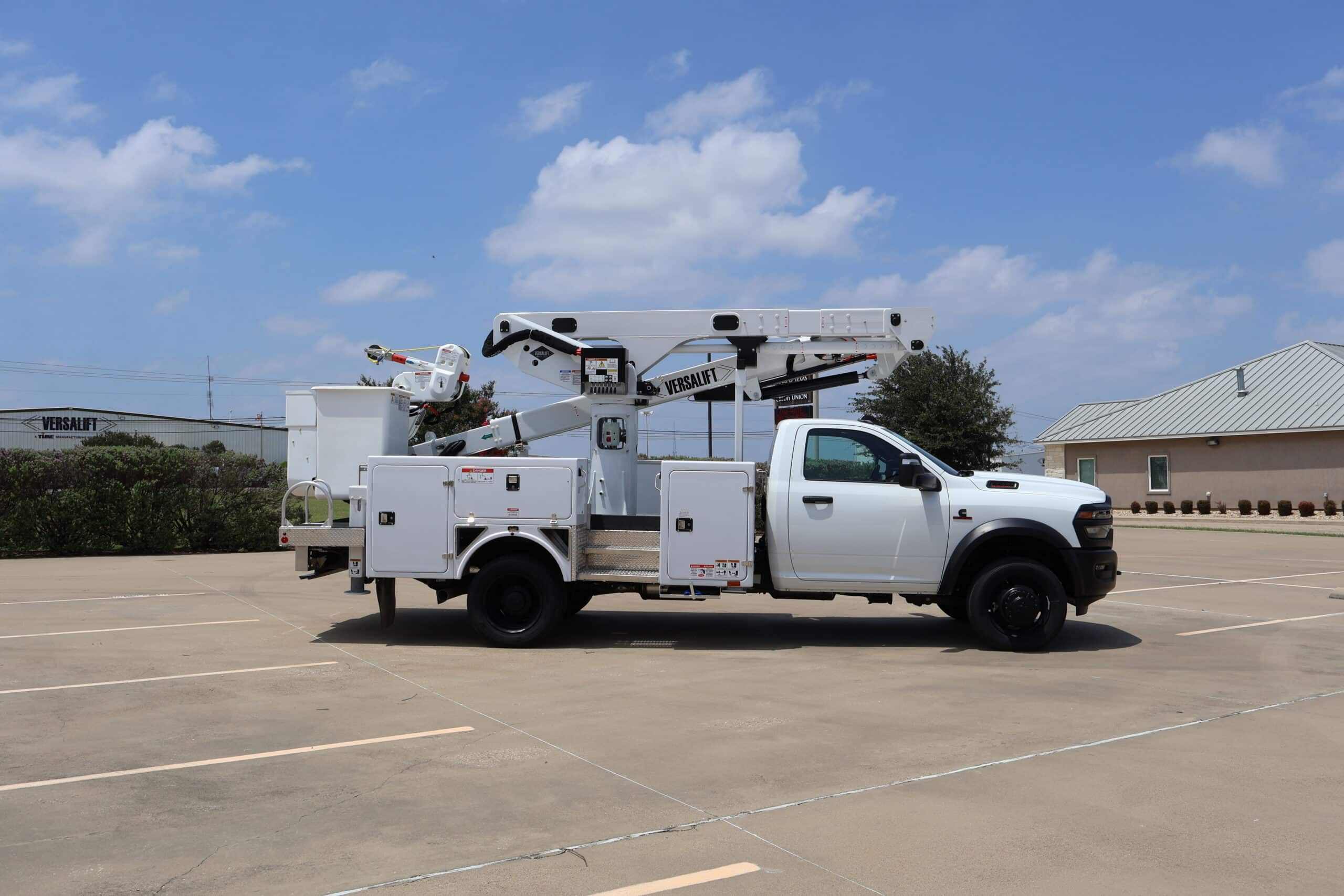 VST-47-MHI 4-Axis - 2026 Ram 5500 4x4 Diesel - BFX Body (1)