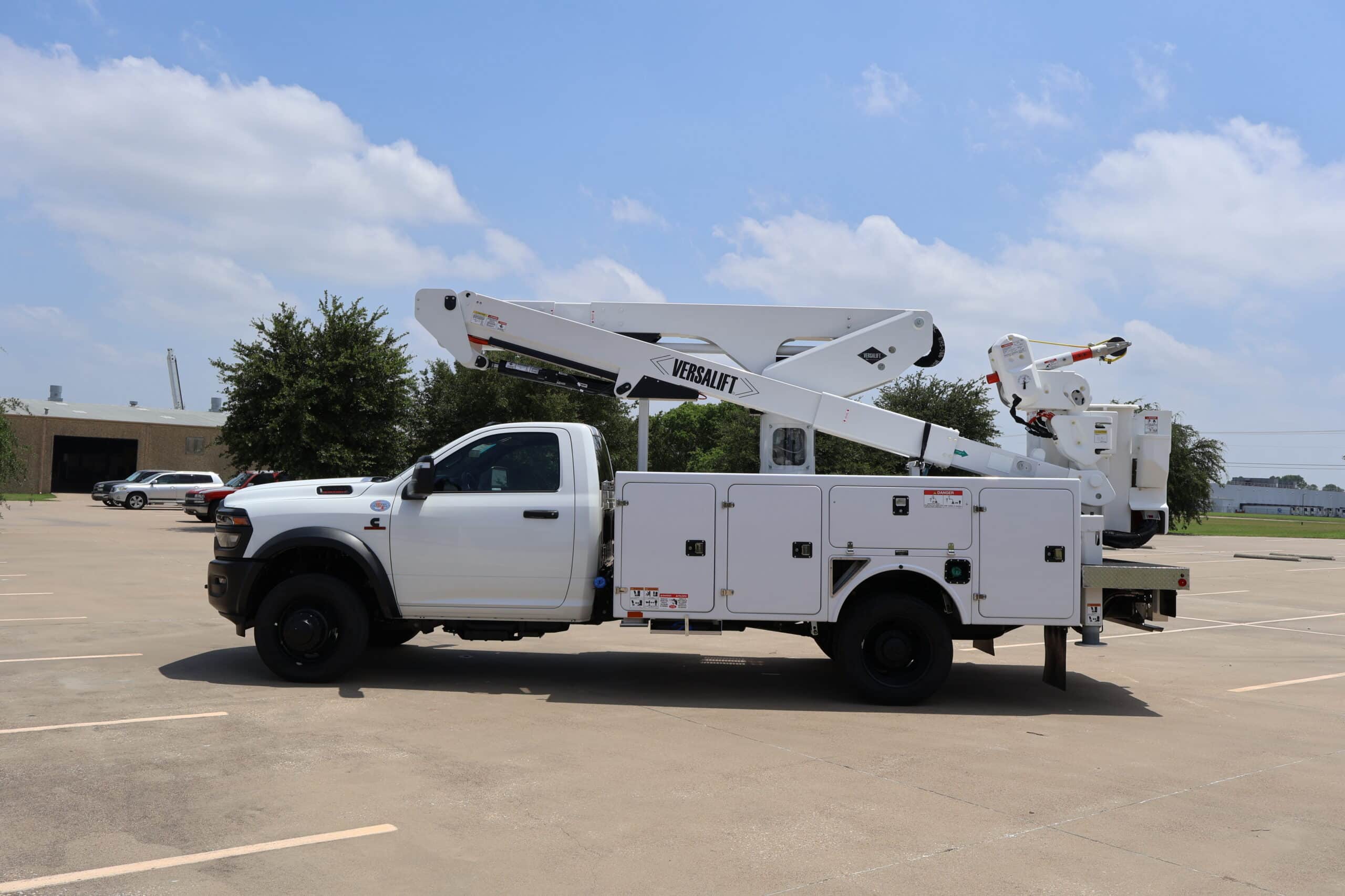VST-47-MHI 4-Axis - 2026 Ram 5500 4x4 Diesel - BFX Body (12)