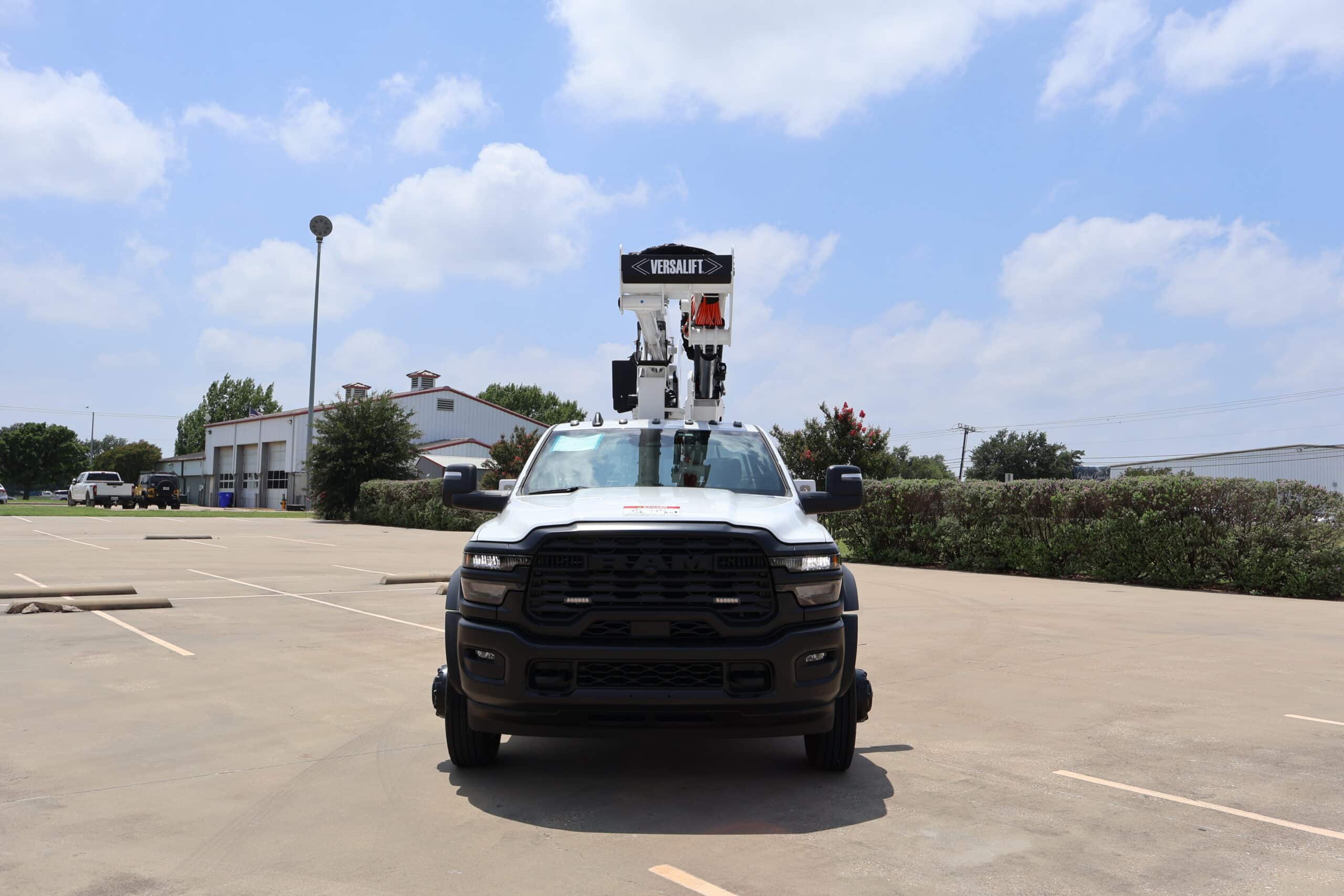 VST-47-MHI 4-Axis - 2026 Ram 5500 4x4 Diesel - BFX Body (27)