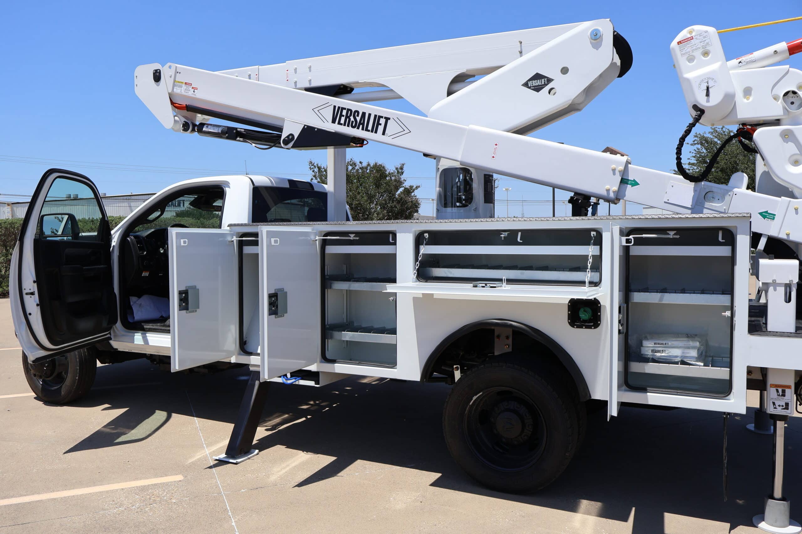 VST-47-MHI 4-Axis - 2026 Ram 5500 4x4 Diesel - STEEL LOGAN (3)