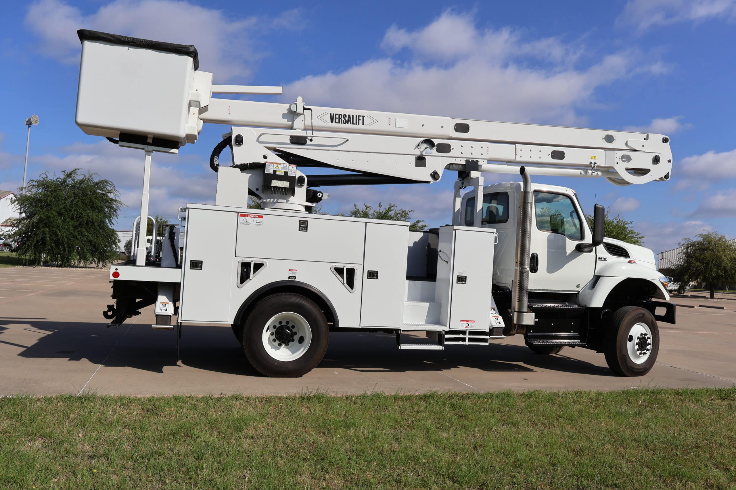 VN-555-MHI_2025-INTL-HV607-4x4-Reading-3-scaled-1.jpg