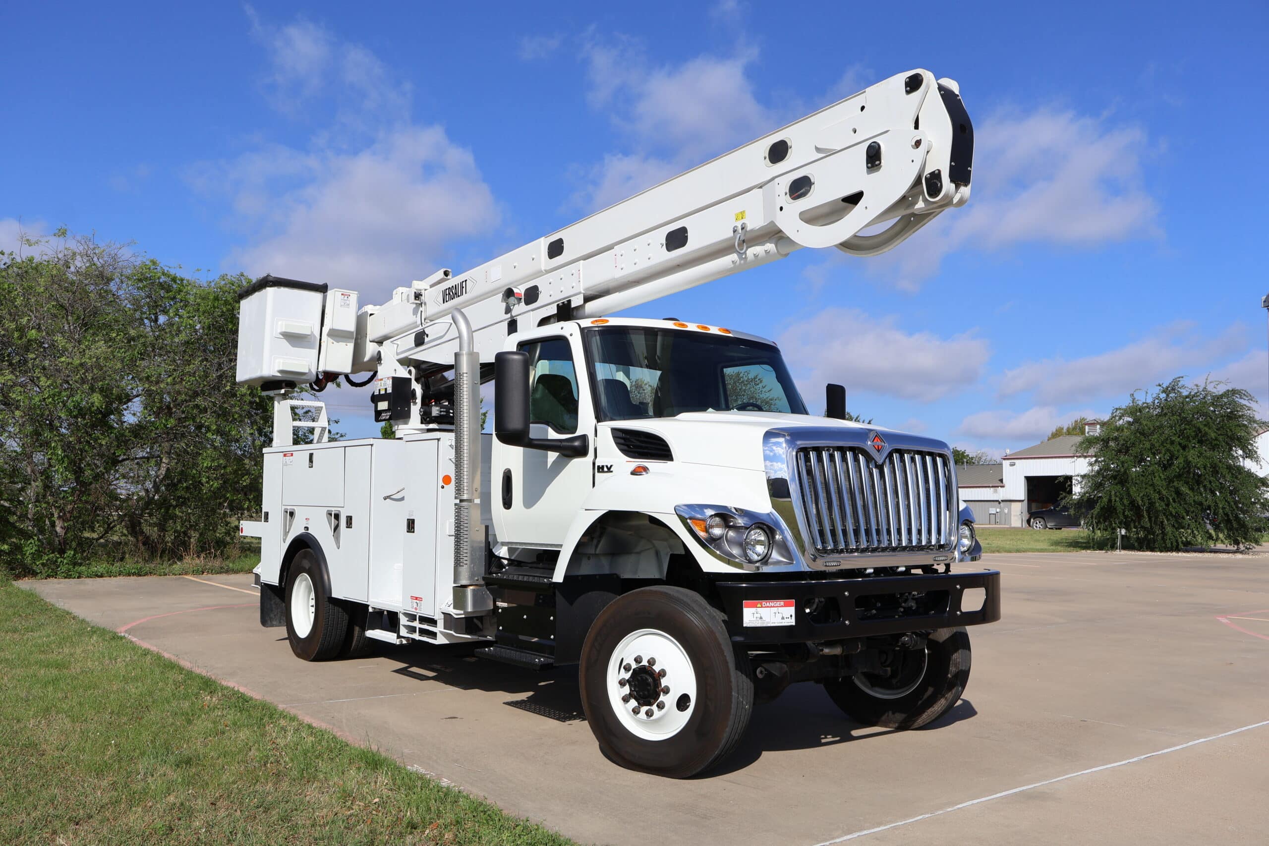 VN-555-MHI_2025-INTL-HV607-4x4-Reading-scaled-1.jpg