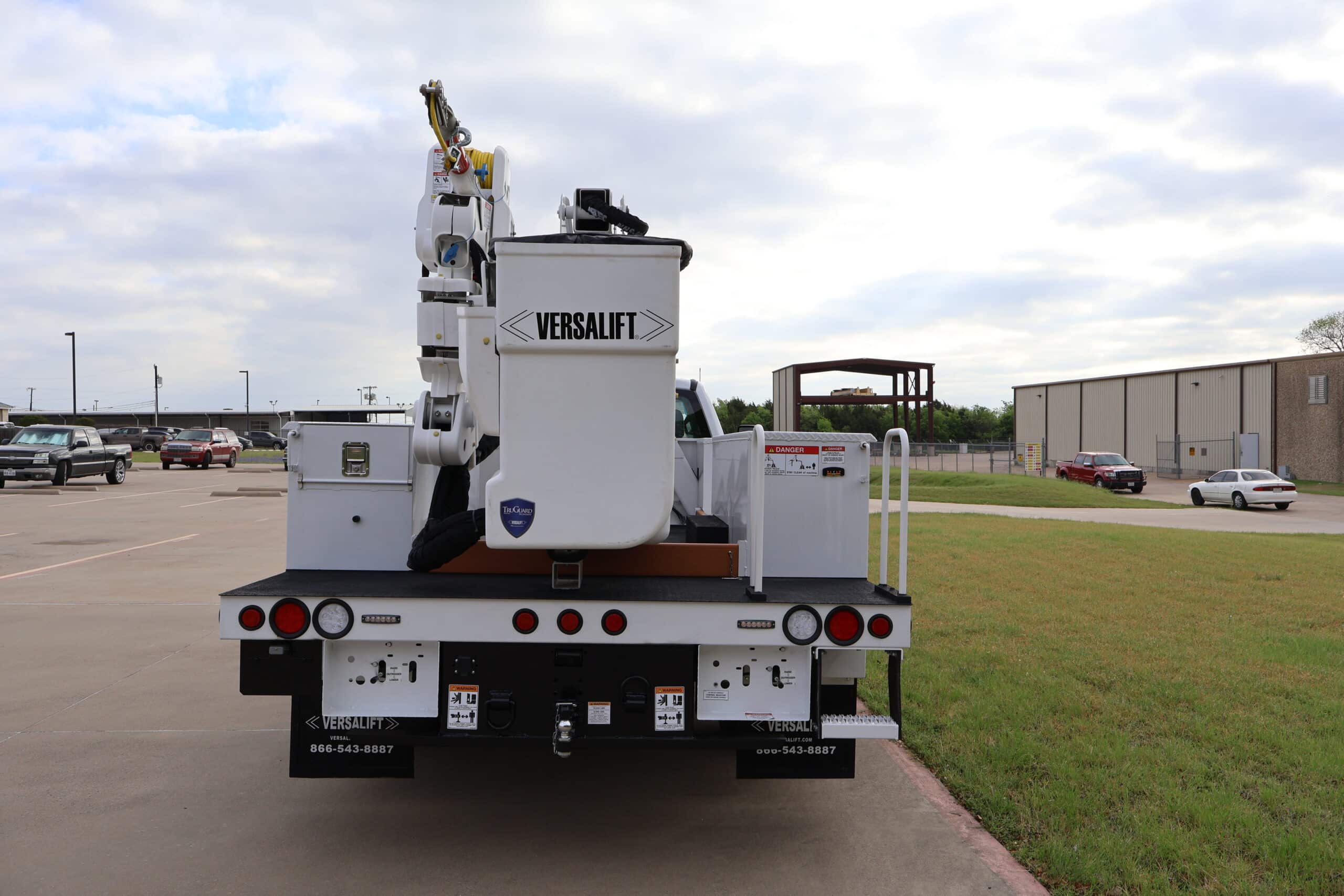 VST-40-MHI-3-Axis-2026-Ford-F-550-4X4-Diesel-STEEL-4-scaled-1.jpg