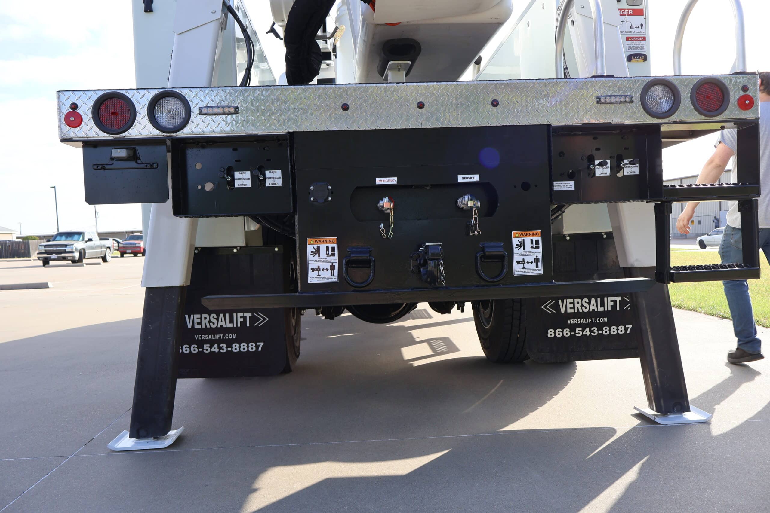 VST-6000MHI-4-Axis-2025-INTL-HV607-4x4-Brand-FX-4-scaled-1.jpg
